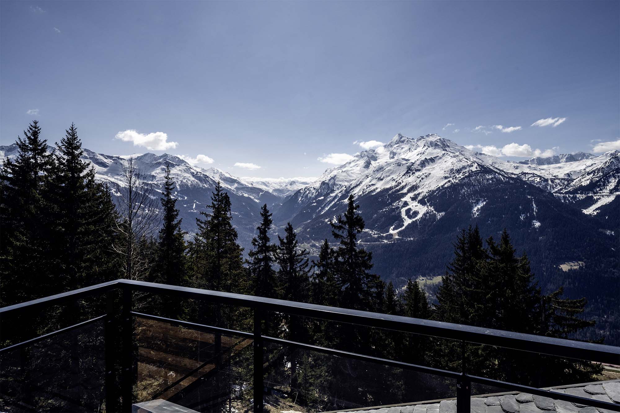View on the mountains from the Apartment n. 6 at Résidence L'Orée du Bois in La Rosière